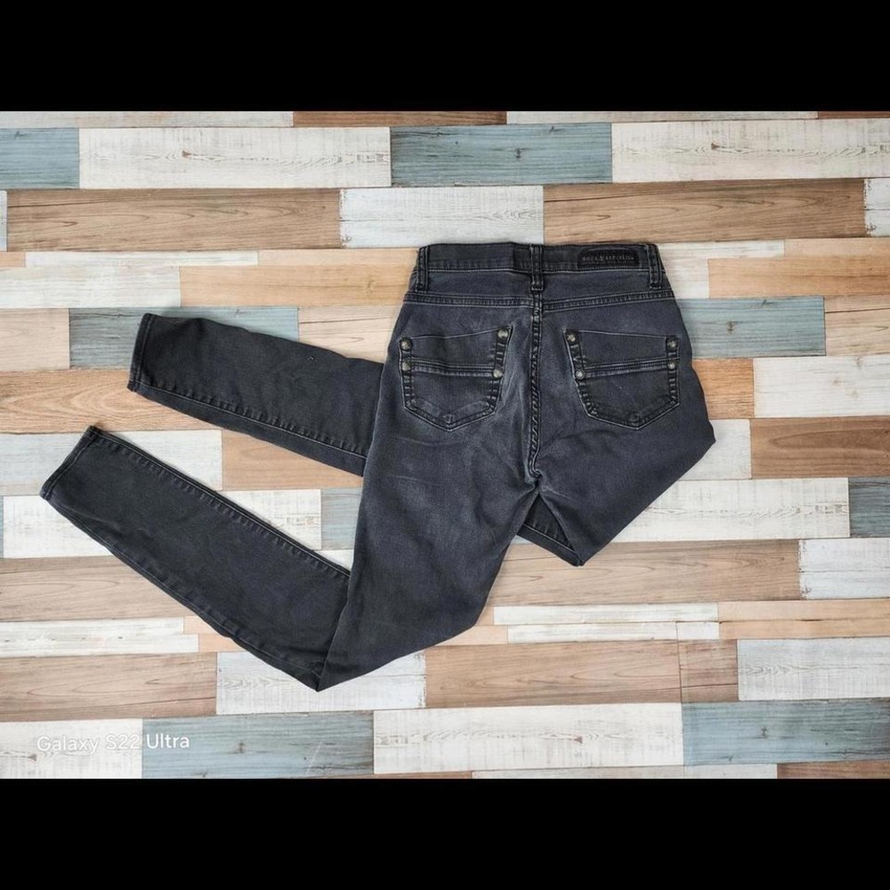 Rock & Republic Womens Skinny Jeans Faded Black Denim Size 2 Slim Fit Pants